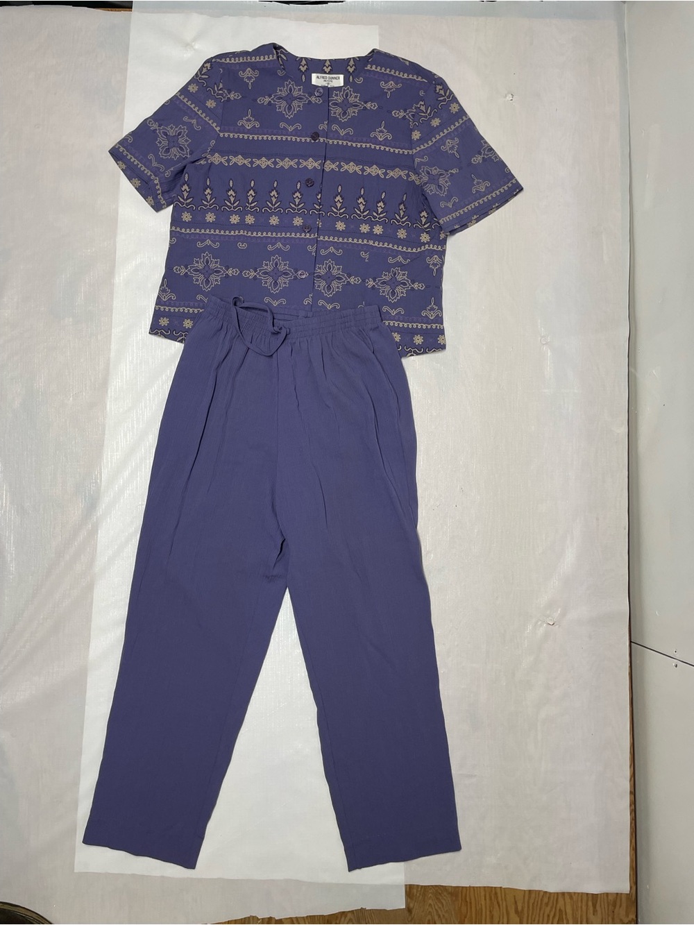 Alfred Dunner Petite Purple Printed Short-Sleeve Top with Solid Purple Trousers